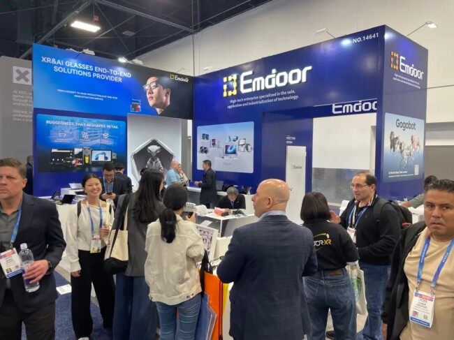 Emdoor Group booth at КЕС 2026 Las Vegas featuring Emdoor Информация, Цифровой Emdoor, and EmdoorVR logos.